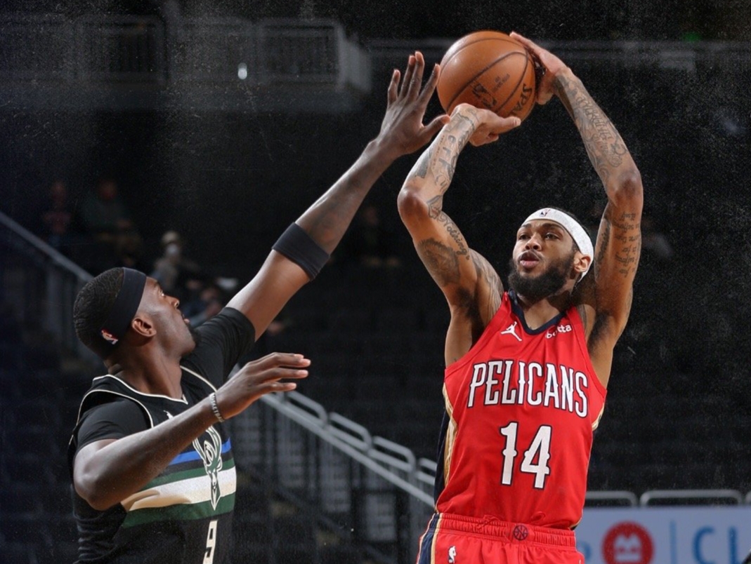 亚博体育平台-加时末段体能课后，孟菲斯灰熊豪取连胜备战亚冠，目标明确，身体对抗强度拉满